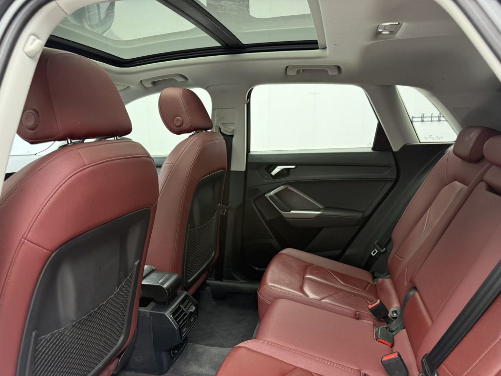 Audi Q3 2021 35 TFSI Enjoy Life Edition - Huishida Trading