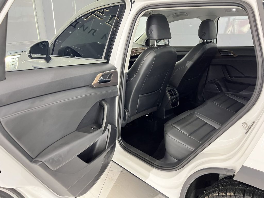 Tharu 2021 280TSI Двухколесный привод Luxury Edition PLUS - Huishida Trading