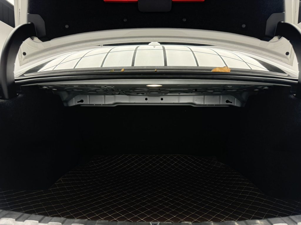 BMW 3Series 2022 Facelift 320Li M Sport Package - Huishida Trading