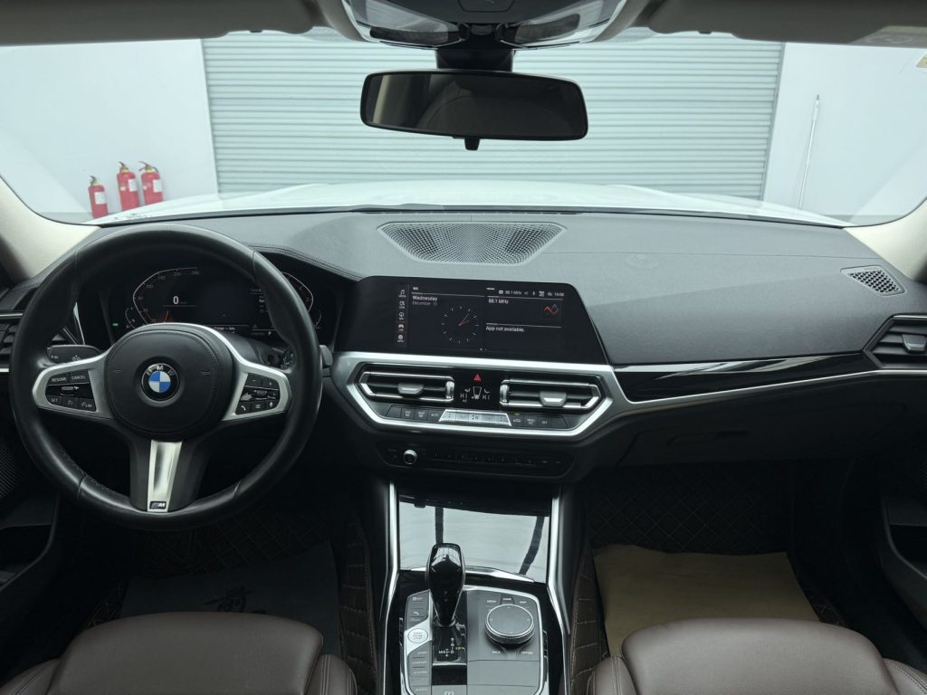 BMW 3Series 2022 Facelift 320Li M Sport Package - Huishida Trading