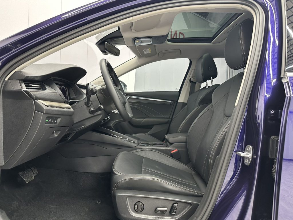 Škoda Octavia 2021 PRO TSI280 DSG Prestige Edition - Huishida Trading