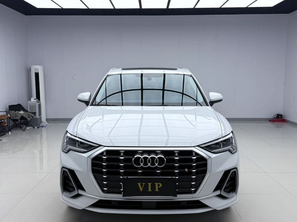 Audi Q3 2023 35 TFSI Sportline (1.4T) - Huishida Trading