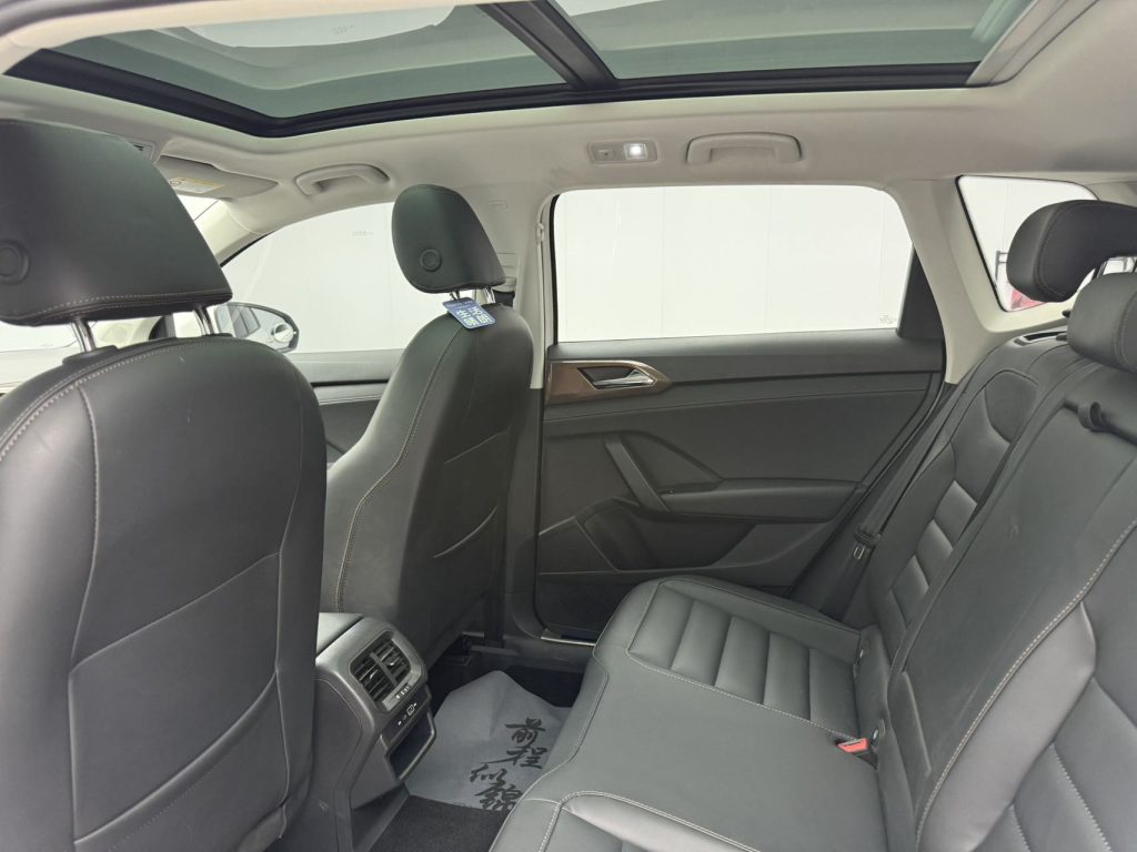 Tharu 2021 280TSI Двухколесный привод Комфорт Эдишн - Huishida Trading