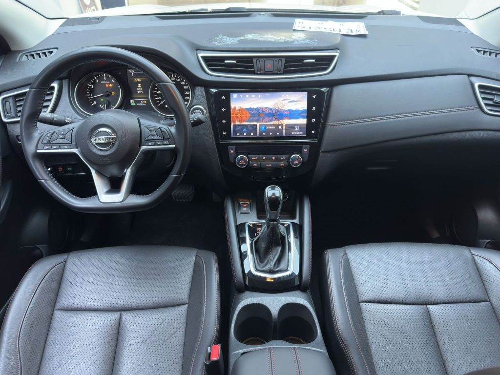 Nissan QASHQAI 2022 года 2,0 л CVT XV Premium Luxury Edition Национальный стандарт выбросов VI - Huishida Trading