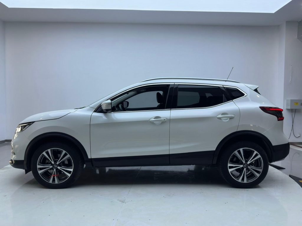 Nissan QASHQAI 2022 года 2,0 л CVT XV Premium Luxury Edition Национальный стандарт выбросов VI - Huishida Trading