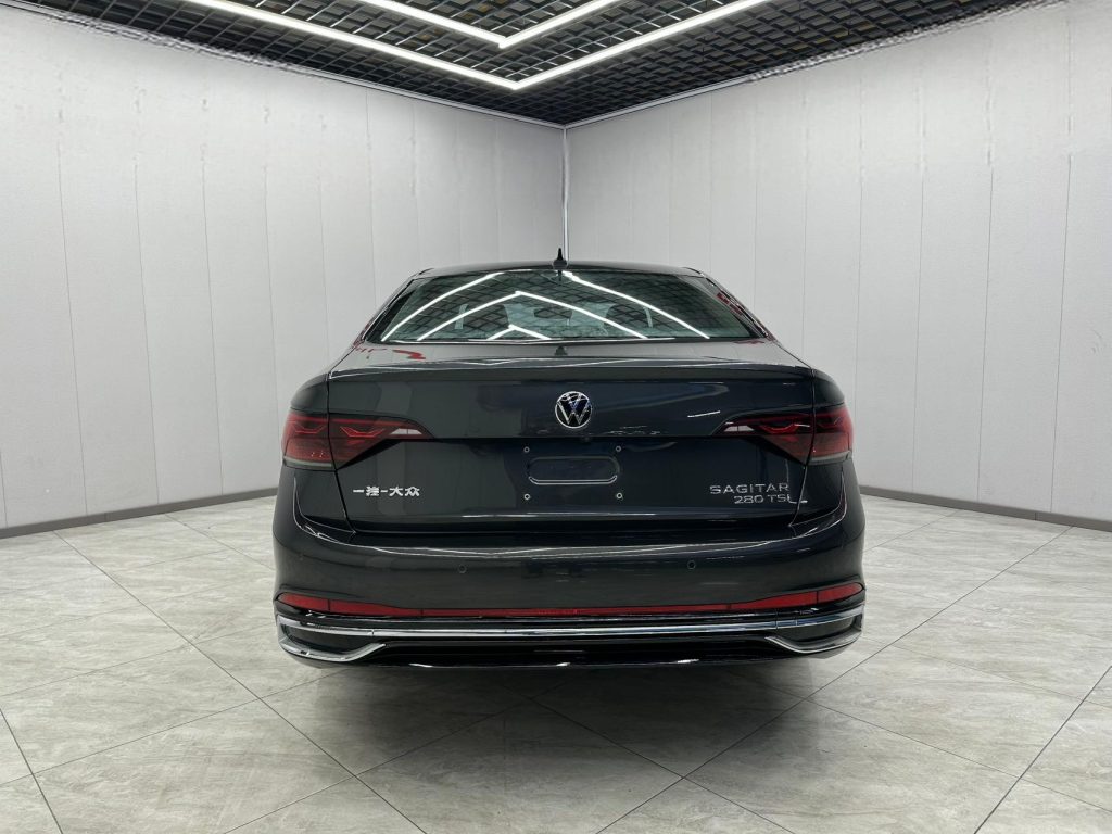 Volkswagen 2023 года 280TSI DSG Superior Edition - Huishida Trading