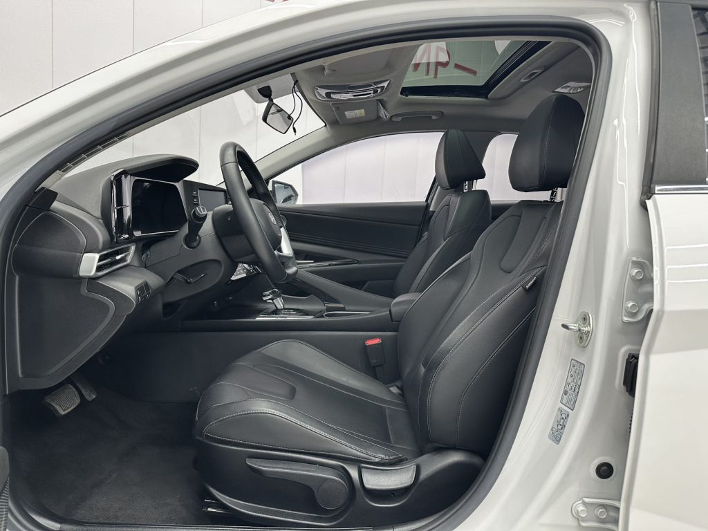 Hyundai Elantra 2022 Модель 1.5L CVT GLX Elite Edition - Huishida Trading