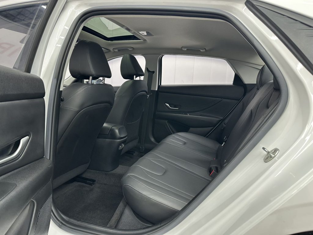 Hyundai Elantra 2022 Модель 1.5L CVT GLX Elite Edition - Huishida Trading