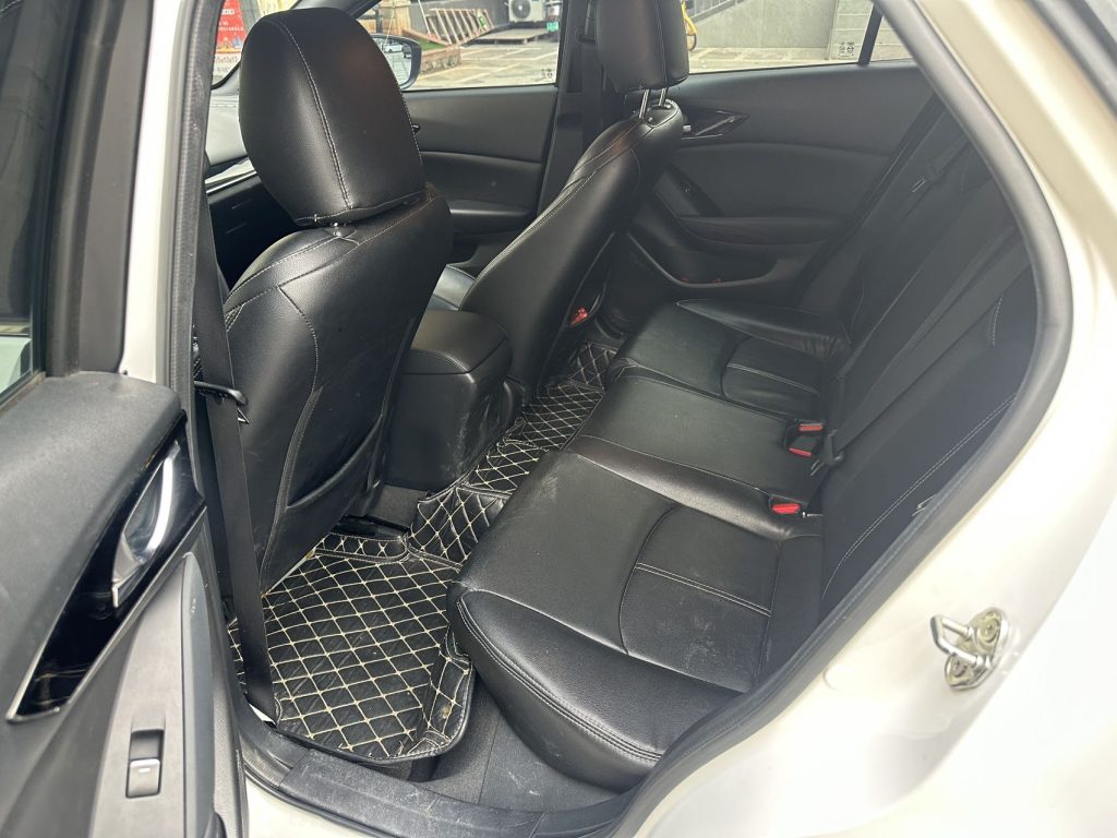 Mazda CX-4 2021 Модель 2.0L Автоматическая коробка передач 2WD Skyactiv Dynamic Edition - Huishida Trading