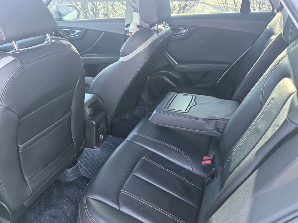 Audi Q2L 2021 35 TFSI Luxury Elegance Edition - Huishida Trading