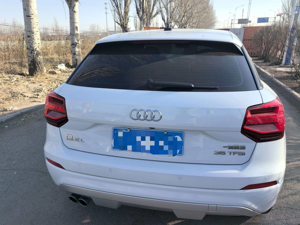 Audi Q2L 2021 35 TFSI Luxury Elegance Edition - Huishida Trading