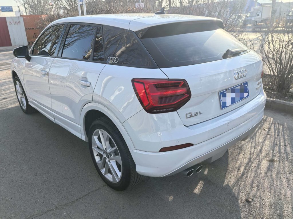 Audi Q2L 2021 35 TFSI Luxury Elegance Edition - Huishida Trading