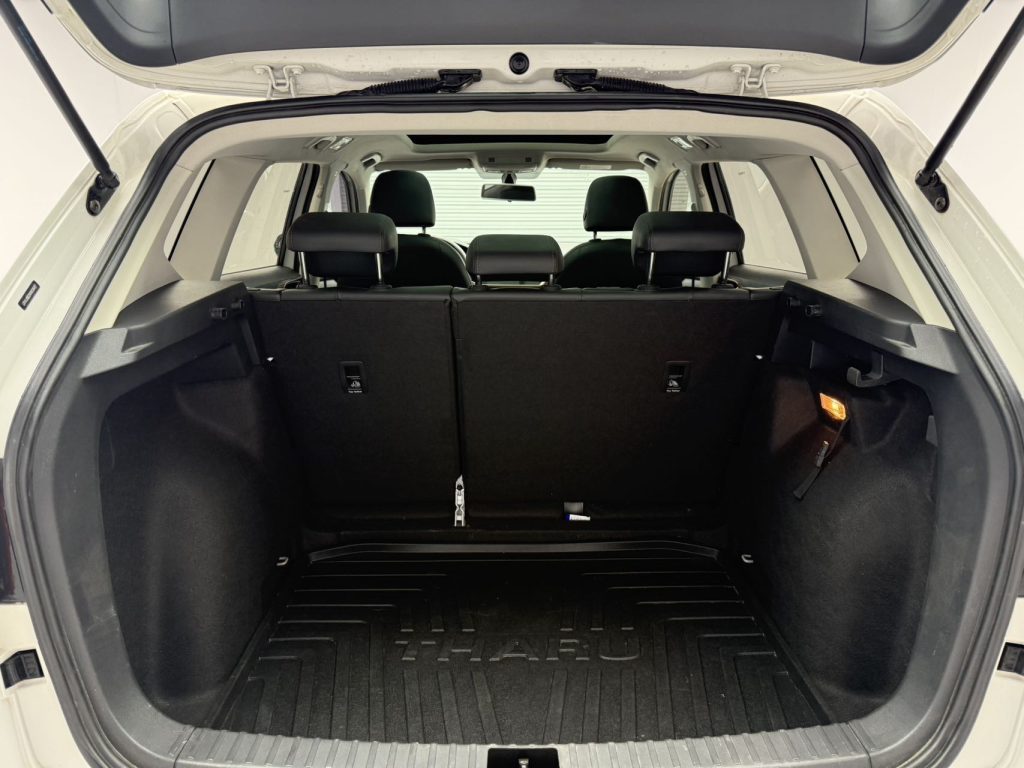 Volkswagen Tharu 2021 280TSI Two-Wheel Drive Luxury Edition PLUS - Huishida Trading