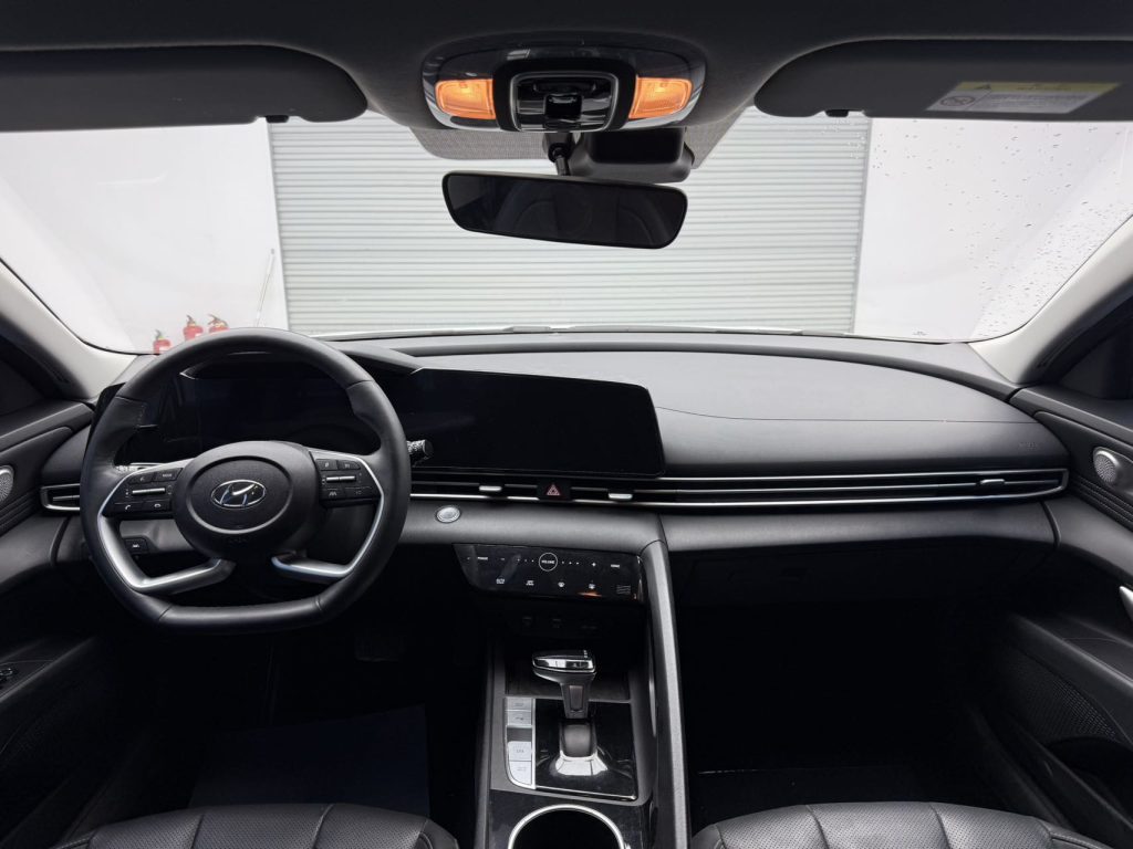 Elantra Модель 2022 года, 1,5 л, CVT, LUX Prestige Edition - Huishida Trading