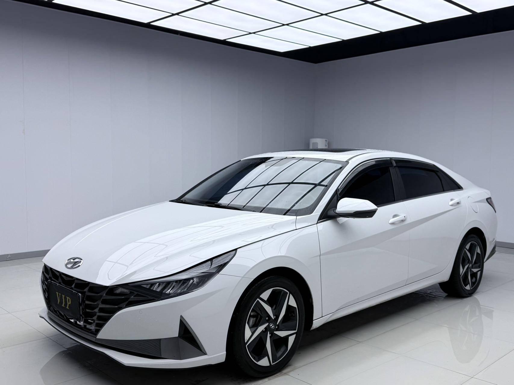 Elantra  Модель 2022 года, 1,5 л, CVT, LUX Prestige Edition