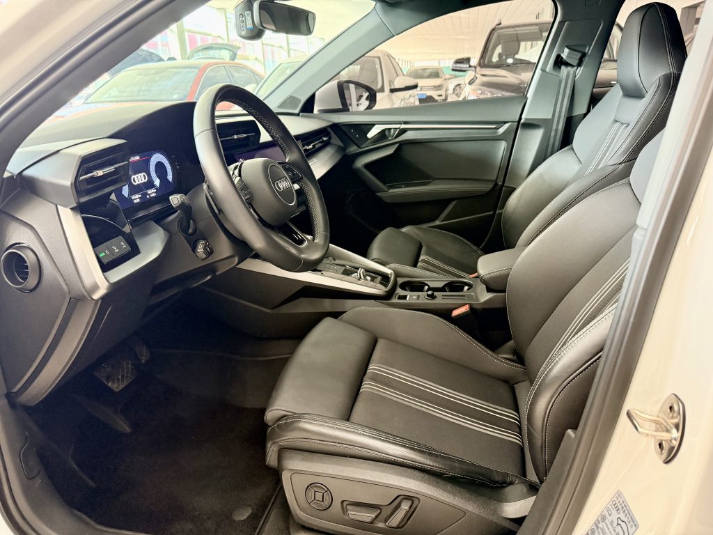 Audi A3 2022 A3L Limousine 35 TFSI Sportline - Huishida Trading