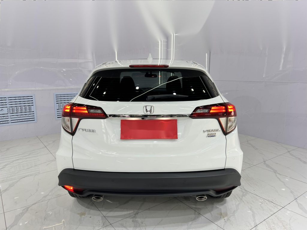 Honda Vezel 2020 220 TURBO CVT Luxury Edition - Huishida Trading