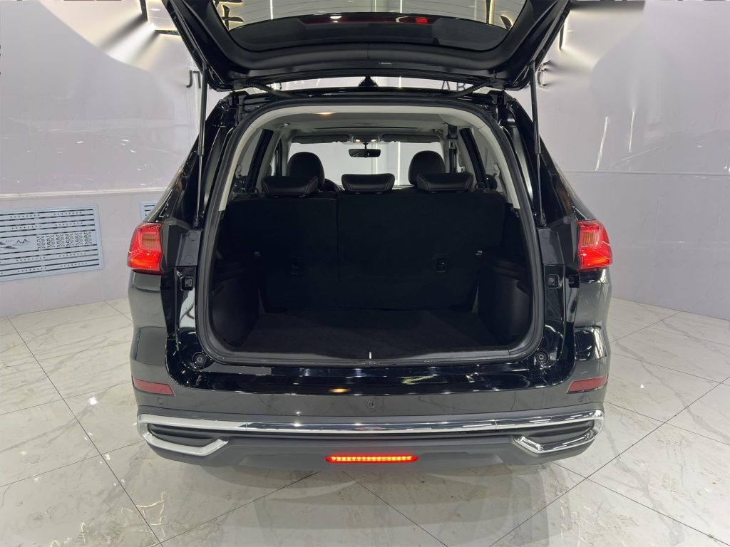 Haval M6 2021 Model PLUS 1.5T DCT Luxury Smart Connect Edition - Huishida Trading