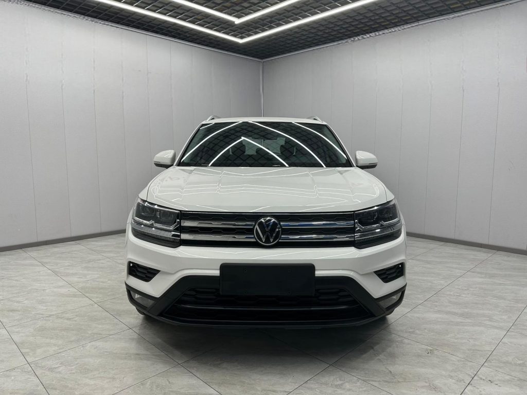 Volkswagen Tharu 2022 280TSI с передним приводом, версия Luxury Edition - Huishida Trading