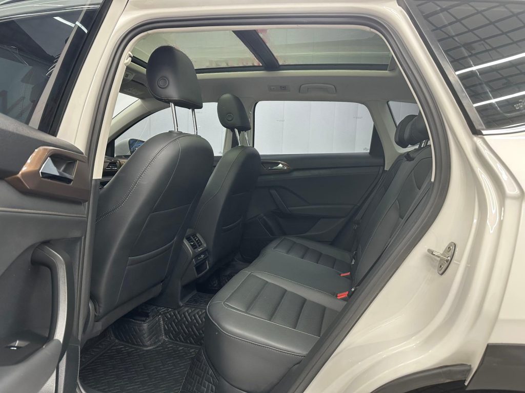 Volkswagen Tharu 2022 280TSI с передним приводом, версия Luxury Edition - Huishida Trading