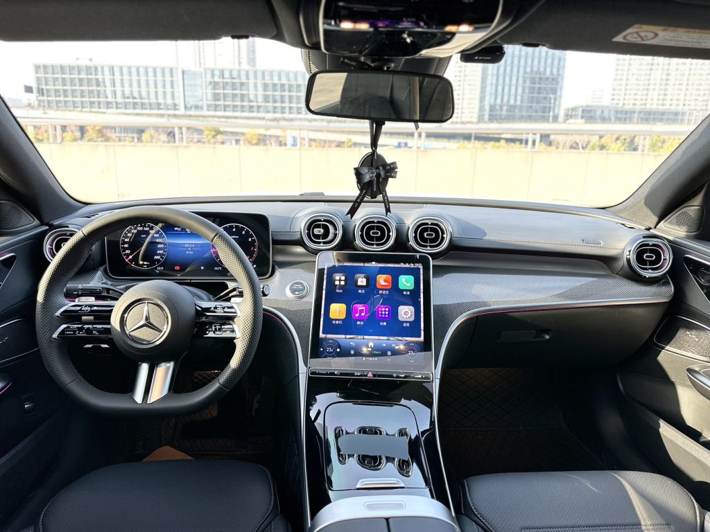 Mercedes-Benz C-CLASS 2024 C260L Sport Edition - Huishida Trading