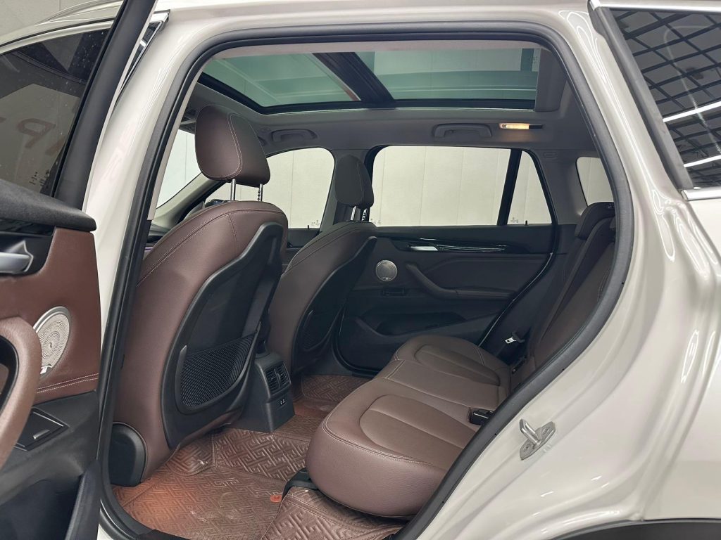 BMW X1 022 sDrive20Li Fashion Edition - Huishida Trading