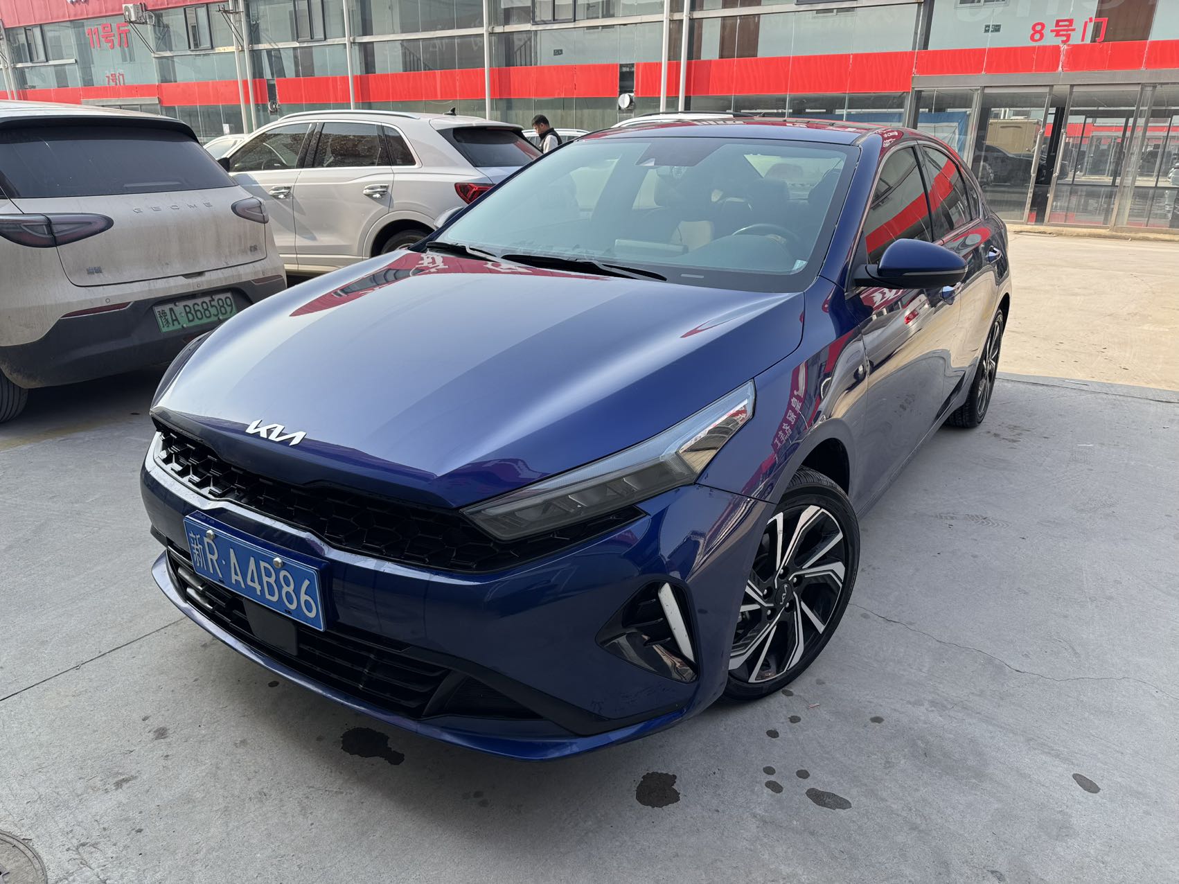 Kia K3 2023 1,5 л CVT Premium Edition