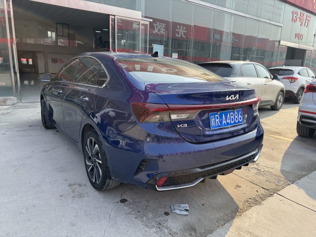 Kia K3 2023 1,5 л CVT Premium Edition - Huishida Trading