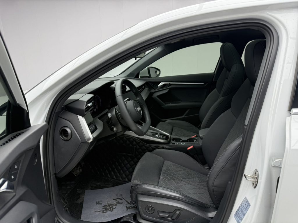 Audi A3 2021 A3L Limousine 35 TFSI Luxury Sport - Huishida Trading