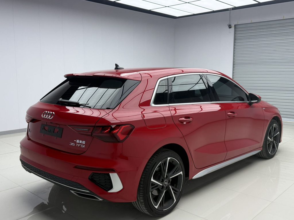 Audi A3 2022 Sportback 35 TFSI Fashion Sport Edition - Huishida Trading