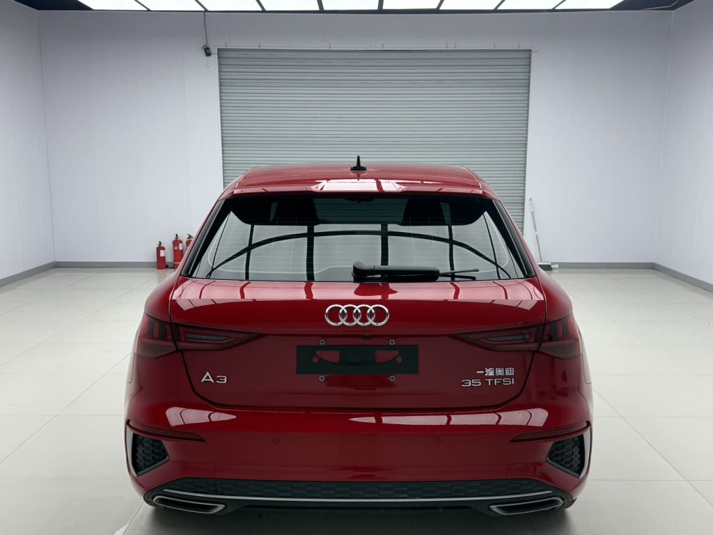 Audi A3 2022 Sportback 35 TFSI Fashion Sport Edition - Huishida Trading