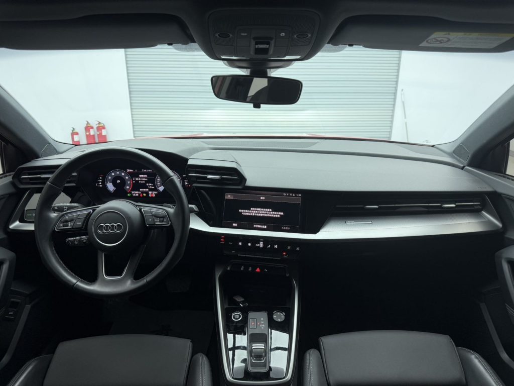 Audi A3 2022 Sportback 35 TFSI Fashion Sport Edition - Huishida Trading