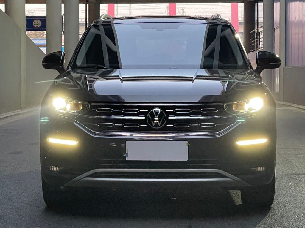 Volkswagen TAYRON 2022 280TSI с двухколесным приводом, версия Luxury Smart Connect - Huishida Trading