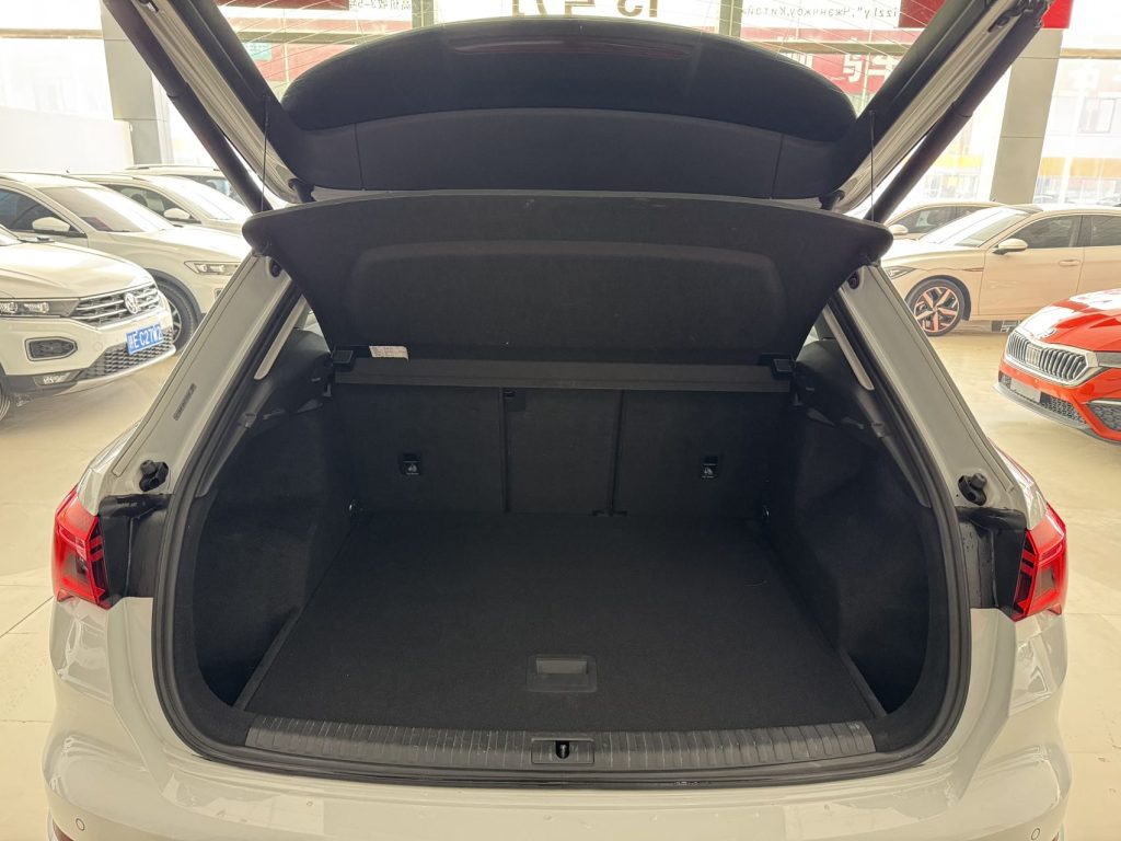 Audi Q3 2022 35 TFSI Sportline - Huishida Trading