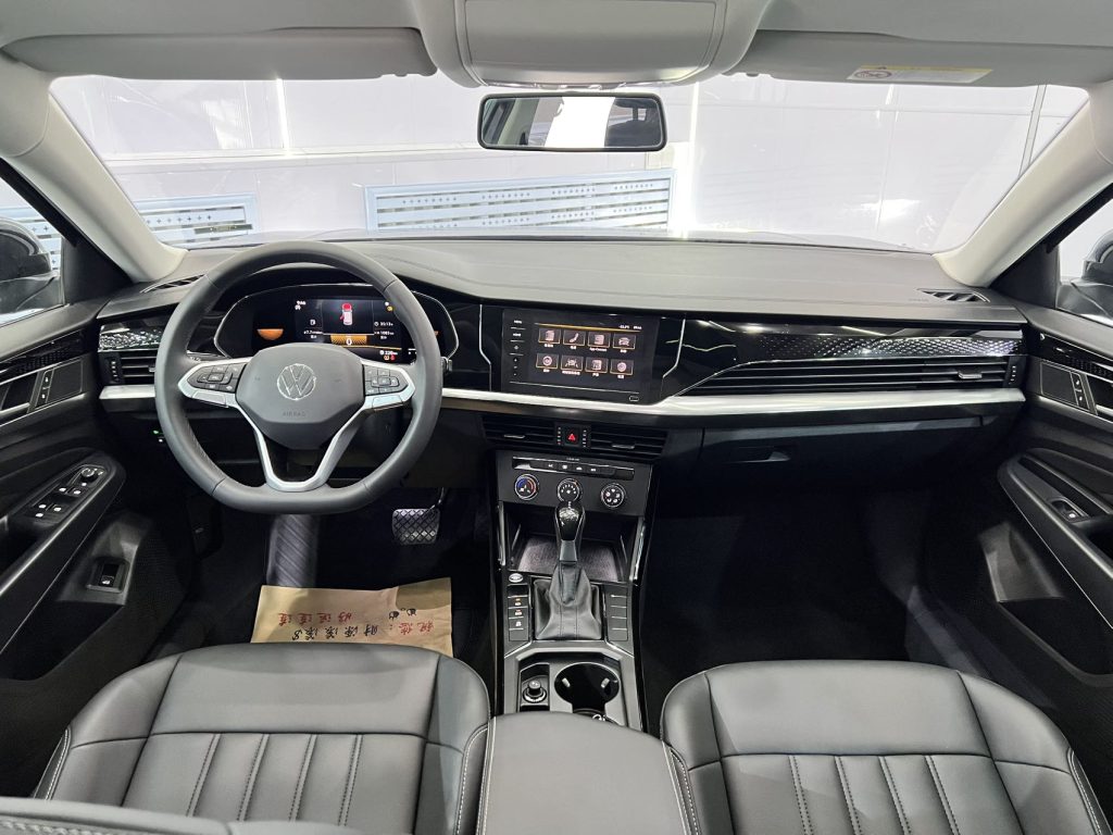 Volkswagen Passat 2022 280TSI Business Edition - Huishida Trading