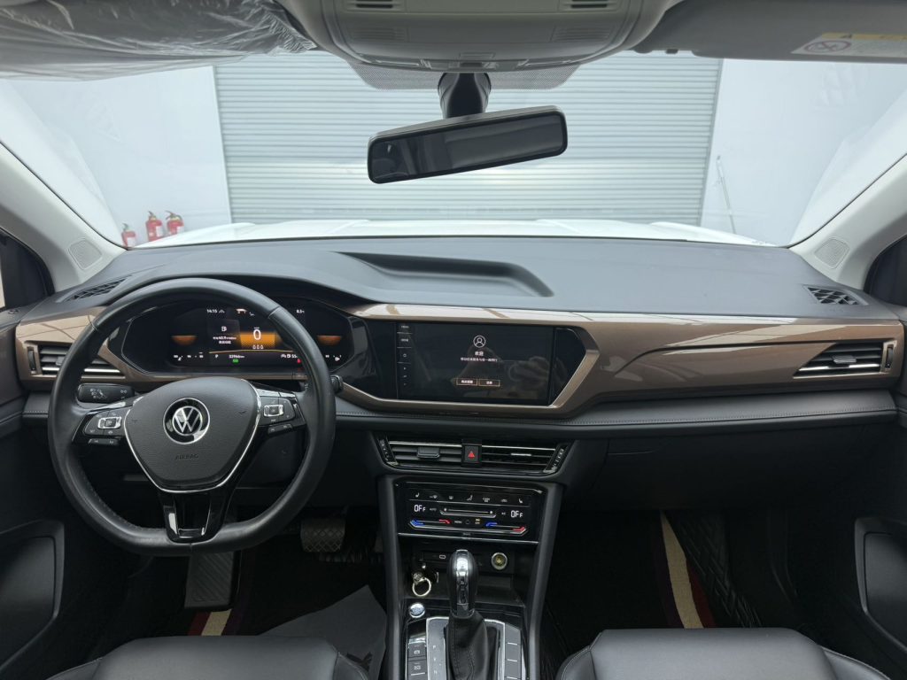 Volkswagen Tharu 2022 280TSI Двухколесный привод Luxury Edition - Huishida Trading