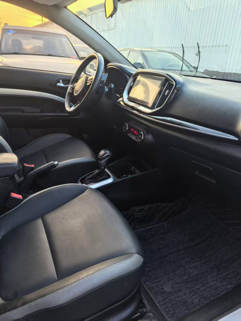 Kia KX3 2021 1,4 л CVT Sunroof Edition - Huishida Trading