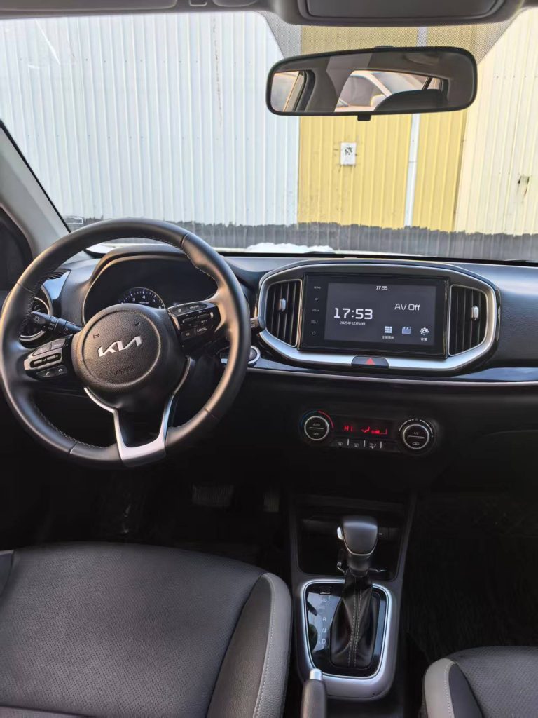 Kia KX3 2021 1,4 л CVT Sunroof Edition - Huishida Trading