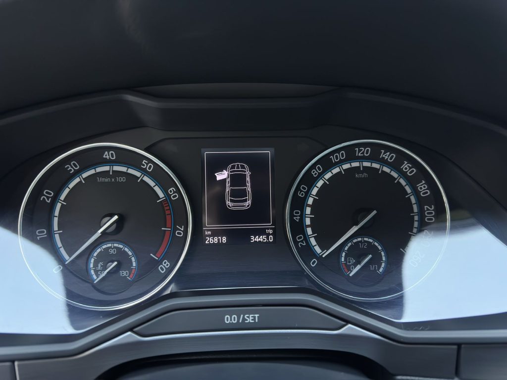 Škoda Superb 2021 TSI280 DSG Comfort Edition - Huishida Trading