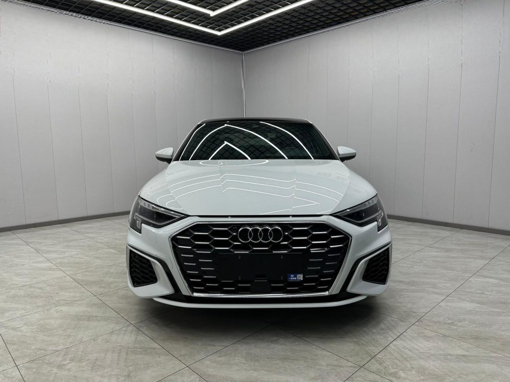Audi A3 2022 A3L Limousine 35 TFSI Style and Elegance Edition - Huishida Trading