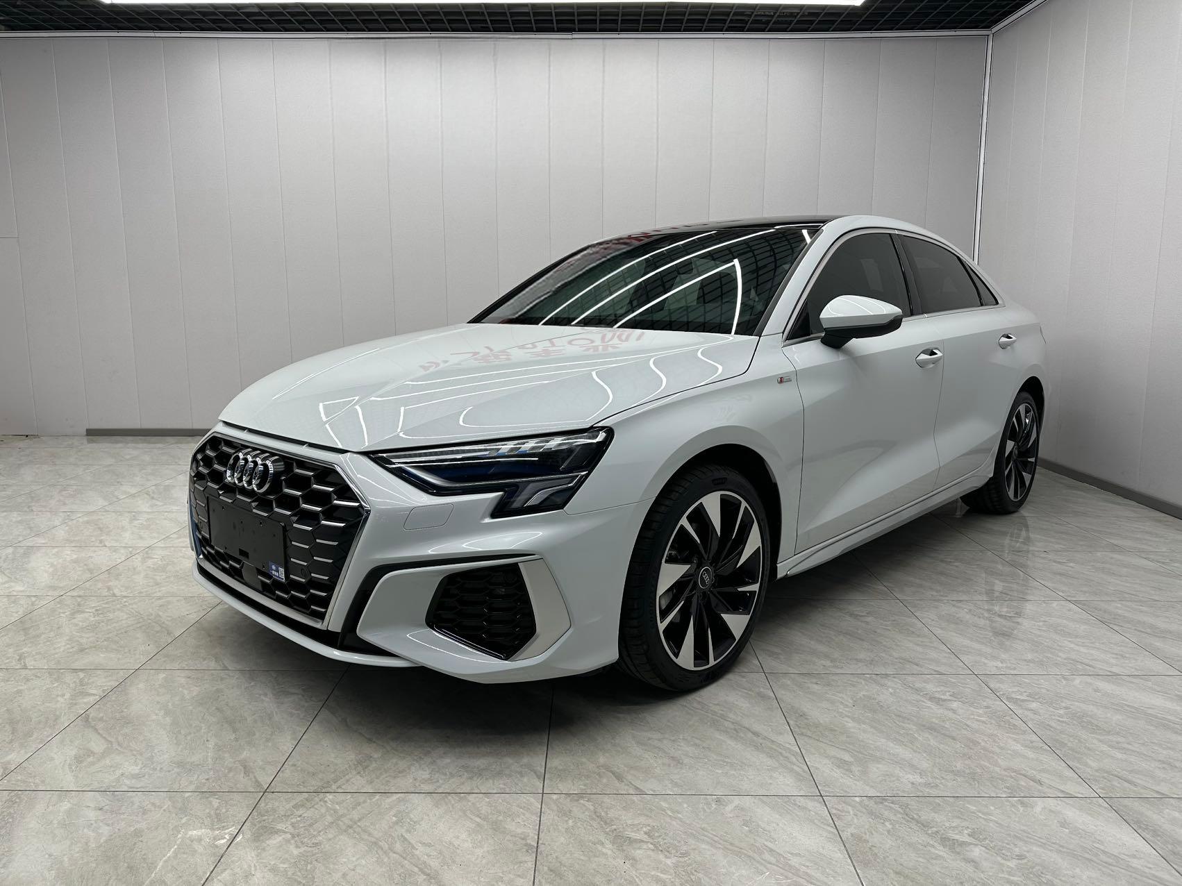 Audi A3  2022 A3L Limousine 35 TFSI Style and Elegance Edition