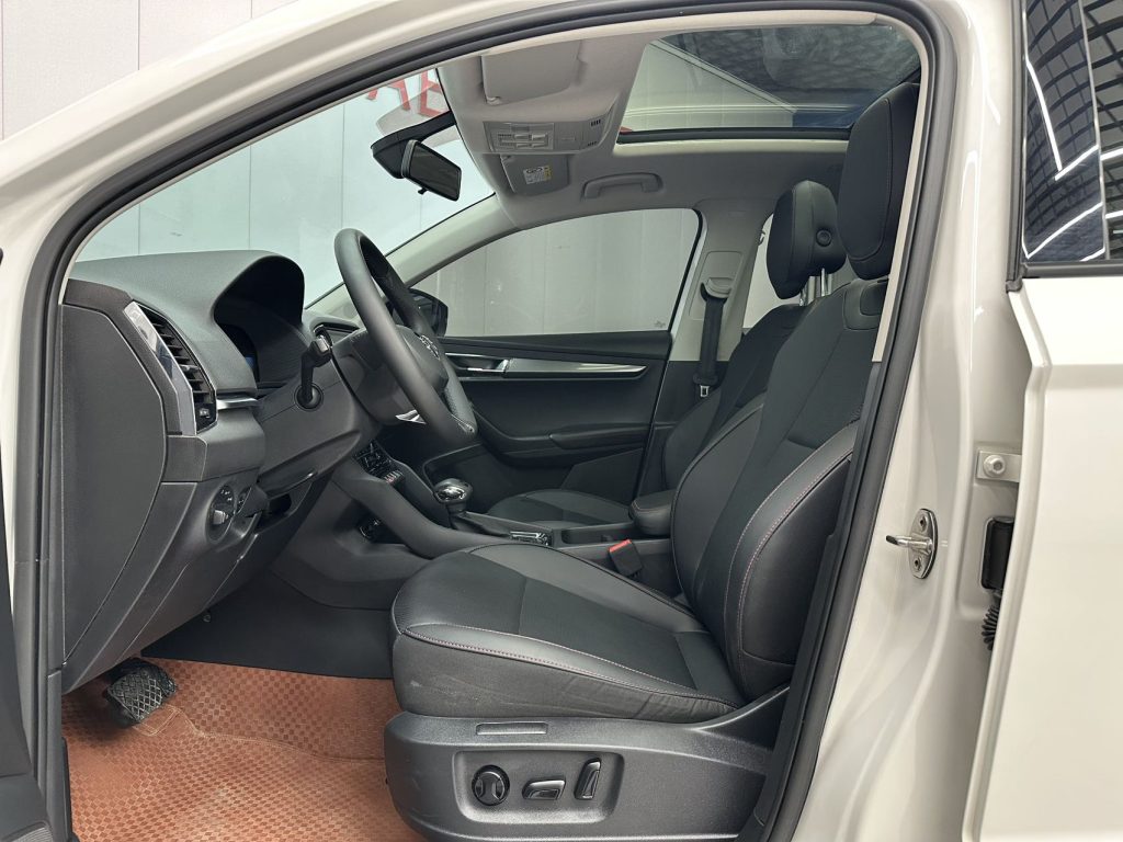 ŠKODA Karoq 2022 TSI280 Premium Edition - Huishida Trading