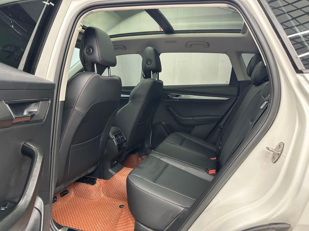 ŠKODA Karoq 2022 TSI280 Premium Edition - Huishida Trading