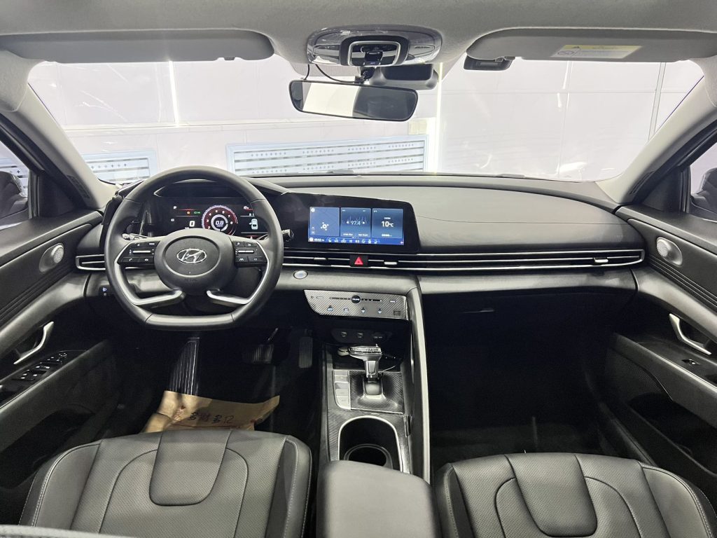 ELANTRA Модель 2022 года 1,5 л CVT LUX Prestige Edition - Huishida Trading