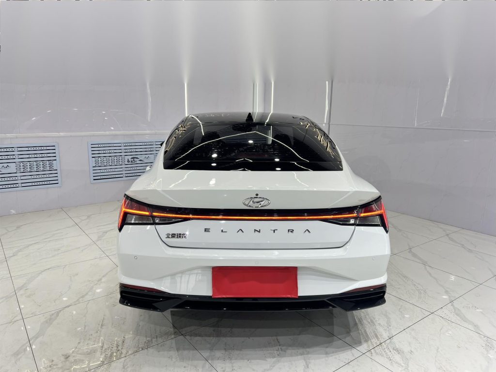 ELANTRA Модель 2022 года 1,5 л CVT LUX Prestige Edition - Huishida Trading