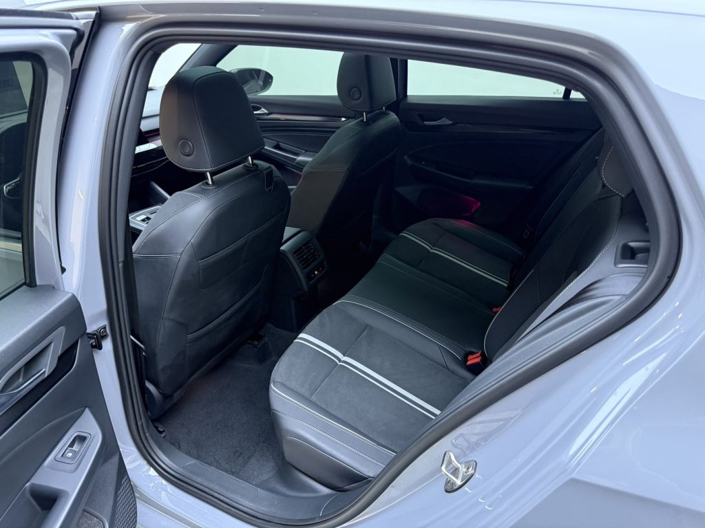 Volkswagen Golf 2021 года 280TSI DSG R-Line - Huishida Trading