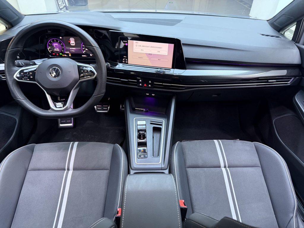 Volkswagen Golf 2023 года 280TSI DSG R-Line Lite - Huishida Trading