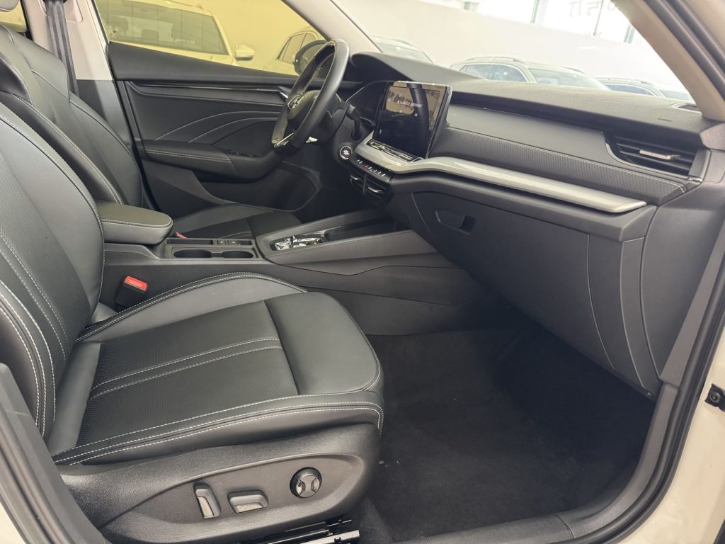 Skoda Octavia 2021 PRO TSI280 DSG Prestige Edition - Huishida Trading