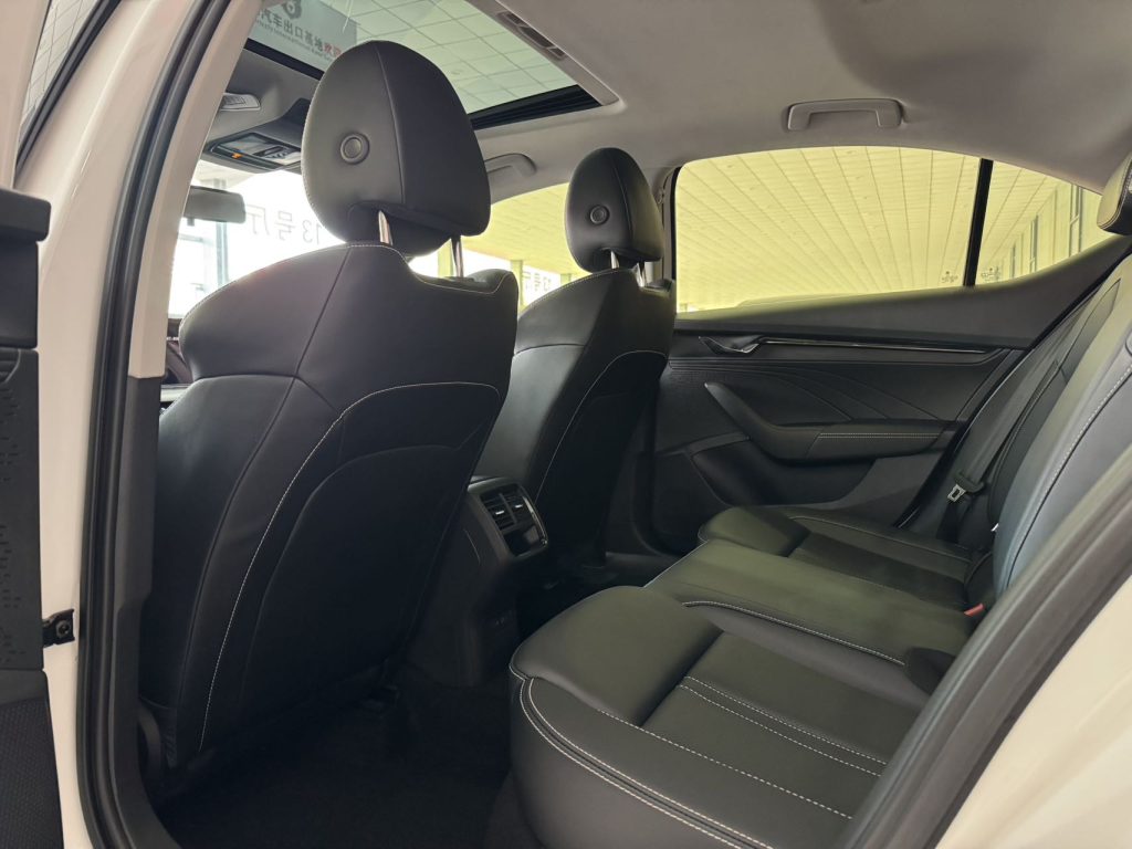 Skoda Octavia 2021 PRO TSI280 DSG Prestige Edition - Huishida Trading