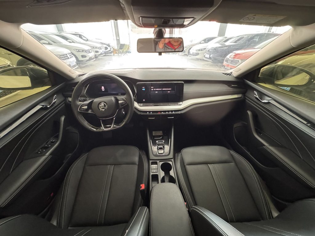 Skoda Octavia 2021 PRO TSI280 DSG Prestige Edition - Huishida Trading